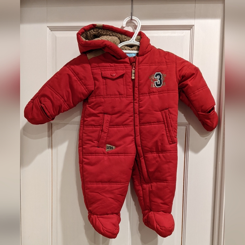 London Fog Red Snowsuit Size 6/9 Months